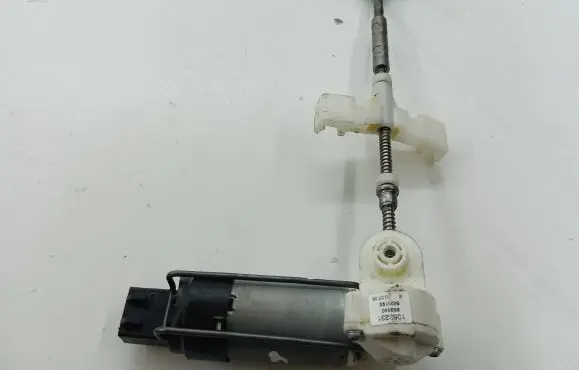 Audi Q7 4L Seat adjustment motor 982675102