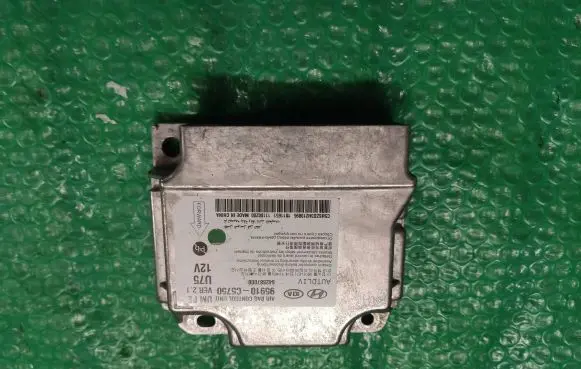 KIA Sorento Airbag control unit/module 95910C5750 642887000