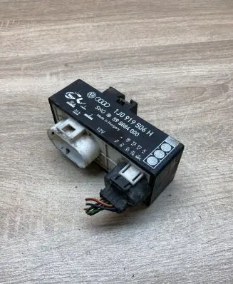 Seat Toledo II (1M) Glow plug pre-heat relay 1J0919506H 898884000