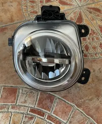 BMW X6 F16 Front fog light 7390315212
