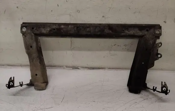 Renault Megane II Front subframe 8200197451