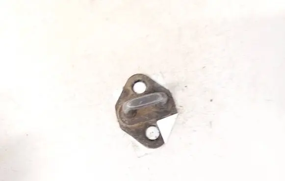 Nissan Note (E11) Front door lock loop/hook striker 