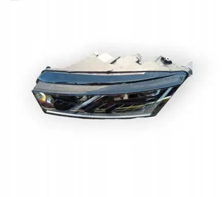 Skoda Octavia Mk4 Headlight/headlamp 5E3941015A