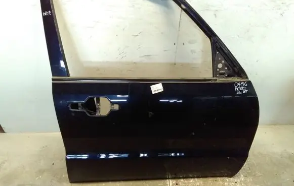 Mitsubishi Pajero Front door