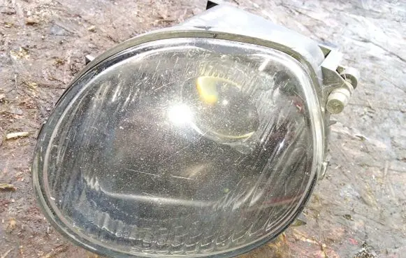 Ford Mondeo MK II Front fog light 147110
