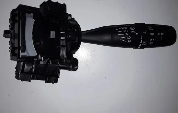 Suzuki Swift II Wiper switch 6527SD