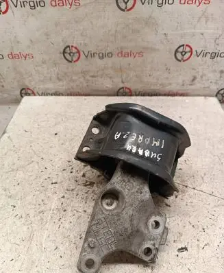 Subaru Impreza III Engine mount bracket