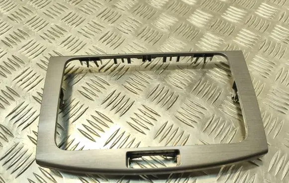 Volkswagen PASSAT B7 Radio/GPS head unit trim 3AA858069D