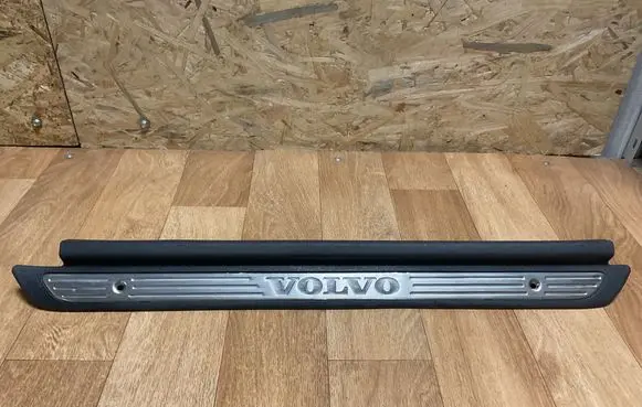 Volvo S40, V40 Front sill trim cover 3081842S