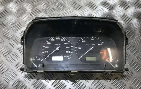 Volkswagen Polo III 6N 6N2 6NF Speedometer (instrument cluster) 6n0919860e 2496143975