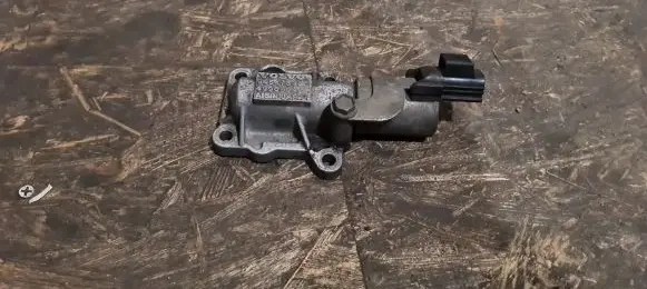Volvo S40, V40 Camshaft position sensor 9454789