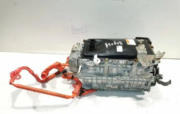 Toyota C-HR I Voltage converter inverter 0920047242