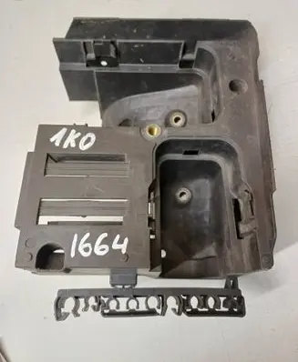 Audi A3 S3 8P Fuse box cover 1K0907361B