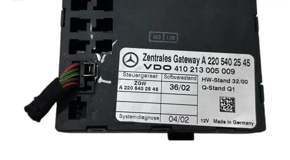 Mercedes-Benz S W220 Gateway control module A2205402545 410213005009