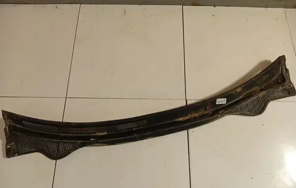 Wiper trim