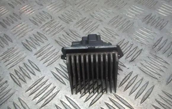 Mazda Premacy Heater blower fan relay 