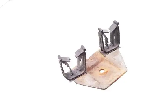 Battery bracket