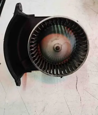 Heater fan/blower