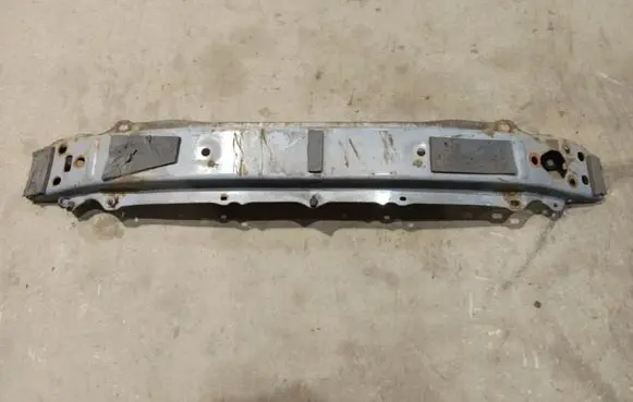 Toyota Yaris Rear beam 