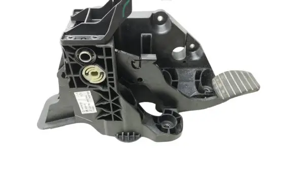 Renault Trafic III (X82) Brake pedal 465016415R 93459474 81007104
