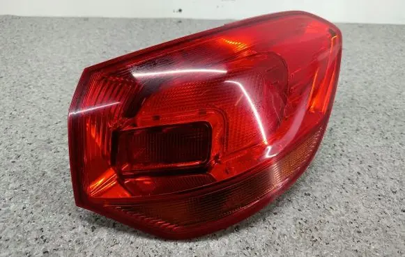 Opel Astra J Rear/tail lights