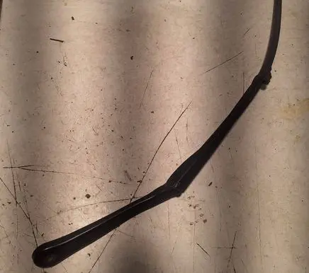 BMW 3 E90 E91 Front wiper blade arm 179158