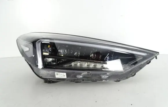 Hyundai Tucson TL Headlight/headlamp 92101-D7700
