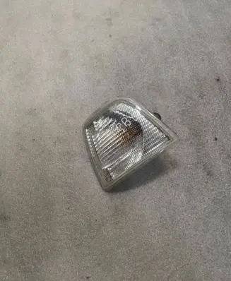 Front indicator light