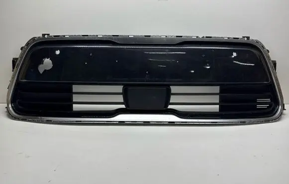 KIA Soul Front bumper lower grill 86531J2010