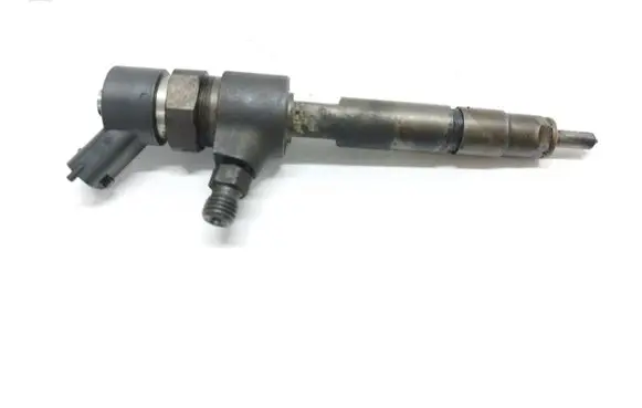 Fuel injector