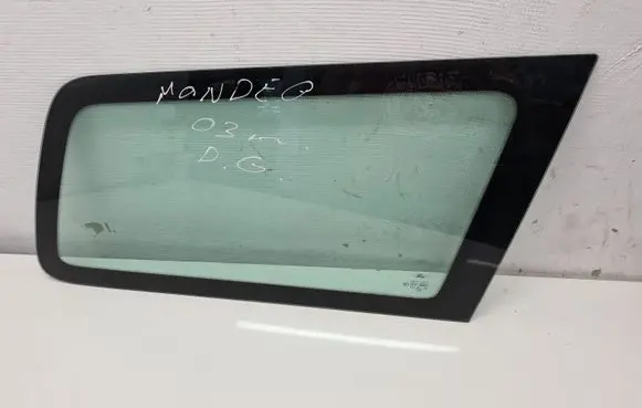 Ford Mondeo Mk III Rear side window