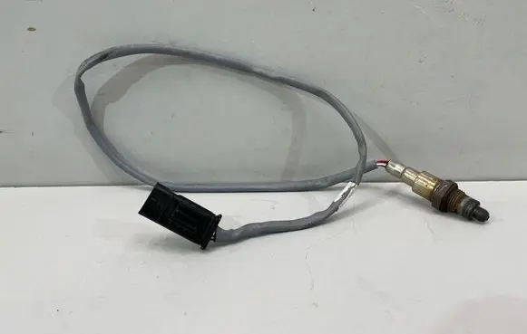 BMW 3 F30 F35 F31 Lambda probe sensor 8631049