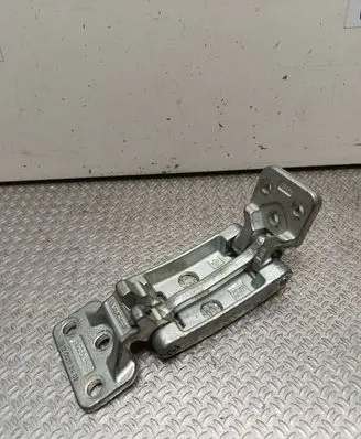 Mercedes-Benz Sprinter W906 Loading door upper hinge A9067400037