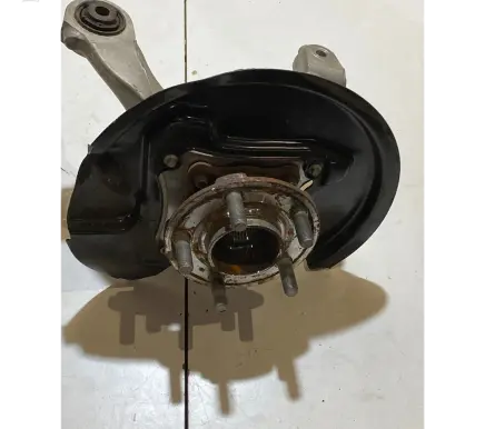Ford Mustang VI Rear wheel hub FR3C5A971BB FR3C5B759BG