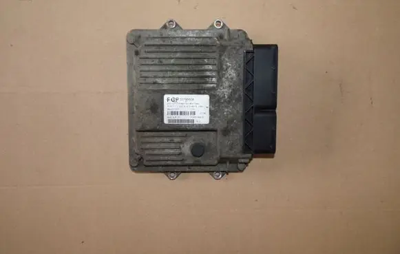 Fiat Punto (188) Engine control unit/module 55186608