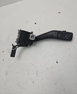 Volkswagen Golf VI Wiper control stalk 1K0953519H 01203514 20351400102336