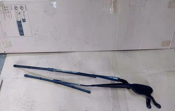 Mercedes-Benz GLA H247 Front wiper blade arm A2478204600