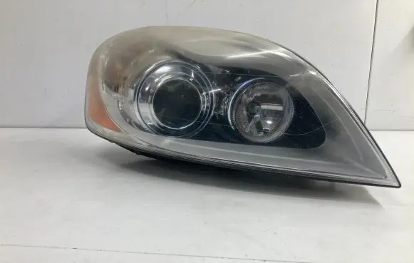 Volvo XC60 Headlight/headlamp 30763138 89902827 89034934