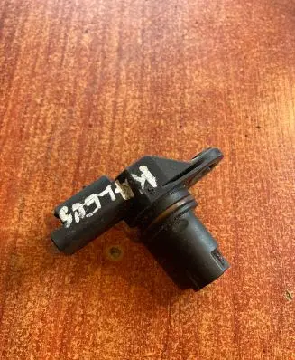 Renault Koleos I Camshaft position sensor 8200567414 144410