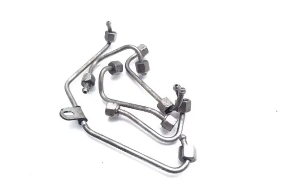 Opel Mokka Fuel injector supply line/pipe 