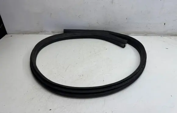 Mercedes-Benz E W238 Front door rubber seal A2386922500