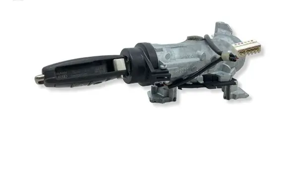 Audi Q3 8U Ignition lock 5K0905865 8X0837220D 1K0905851