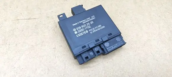 Mercedes-Benz CLK A209 C209 Keyless (KESSY) go control unit/module 2098202526