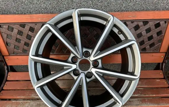 Audi A4 S4 B9 8W R19 alloy rim 