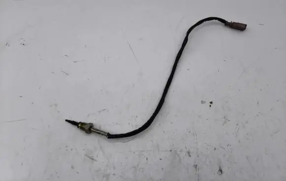 Audi A5 Exhaust gas temperature sensor 8W0906088B