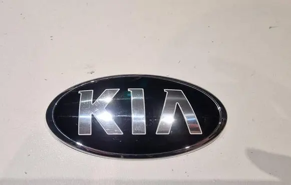KIA Optima Manufacturer badge logo/emblem 86318-3R500 863183R500