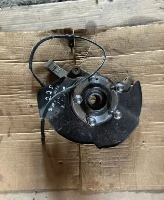 Hyundai Santa Fe Front wheel hub
