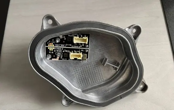 Volkswagen T-Cross LED ballast control module L426553 426553