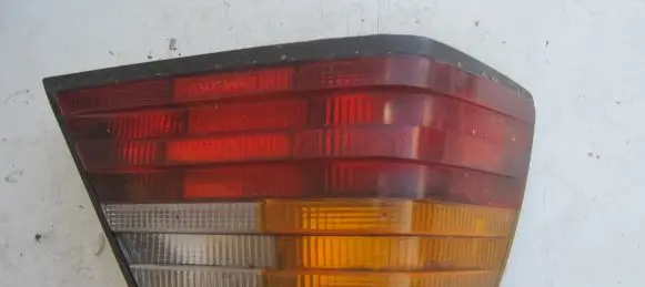 Mercedes-Benz E W124 Rear/tail lights 0153373R3