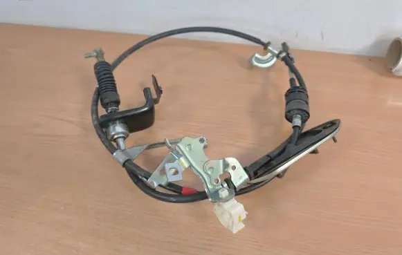 Toyota Yaris Cross Gear shift cable linkage 33820K0040